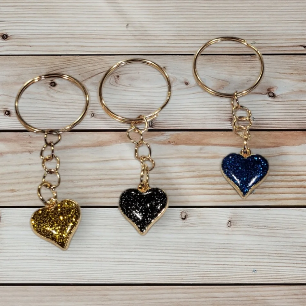 New 3 pk bundle glitter heart Keychain